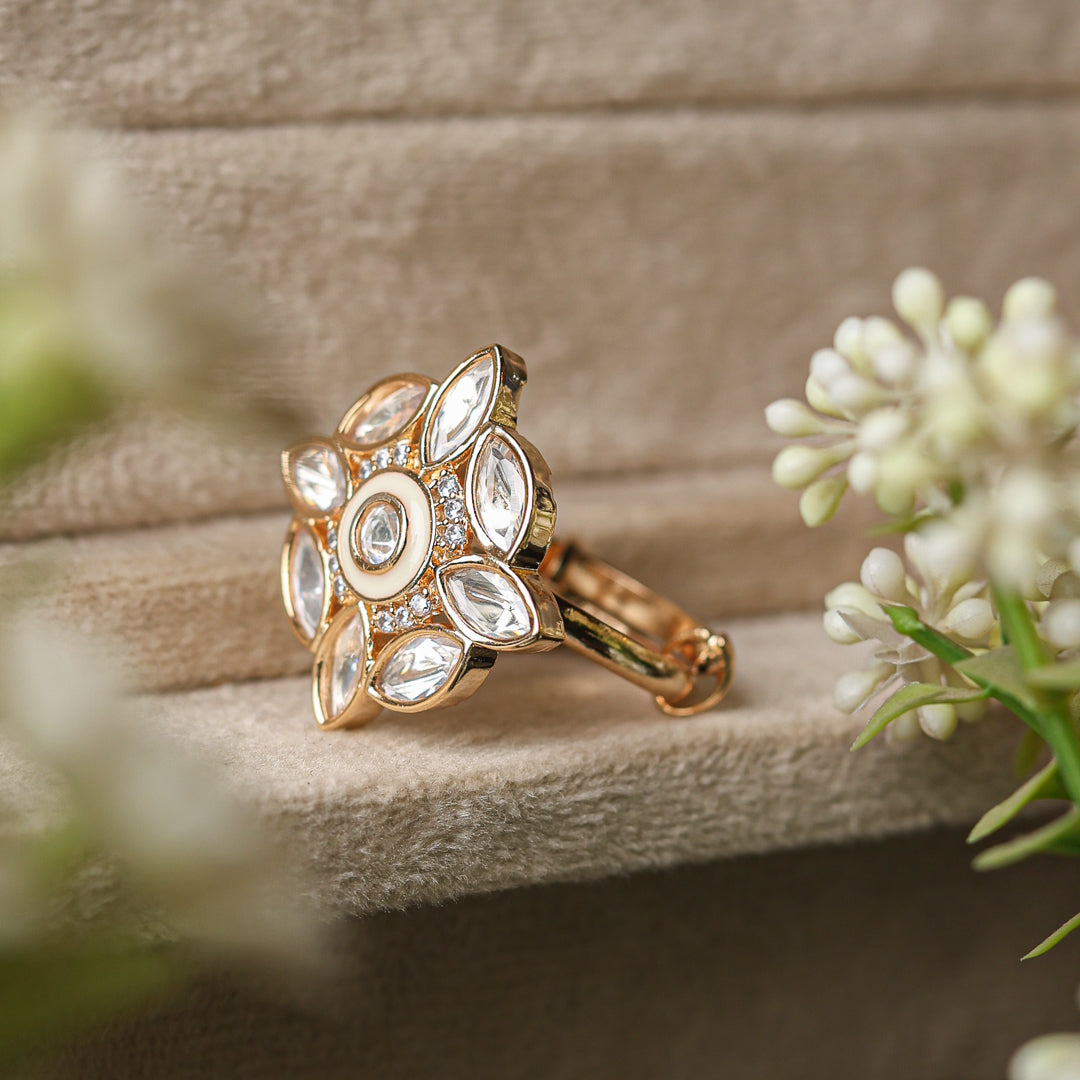 Luxe Kundan Ring