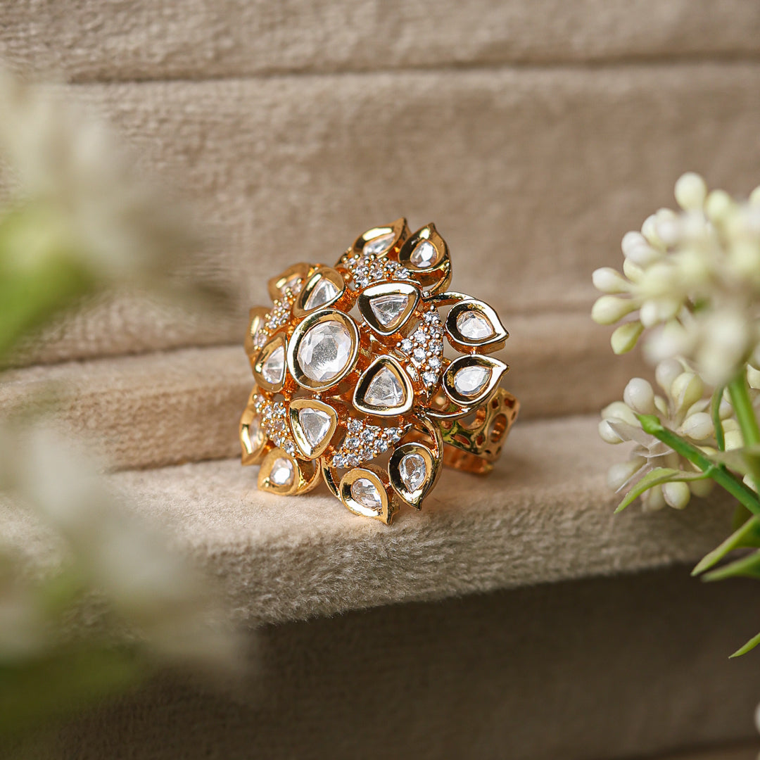 Regal Kundan Ring