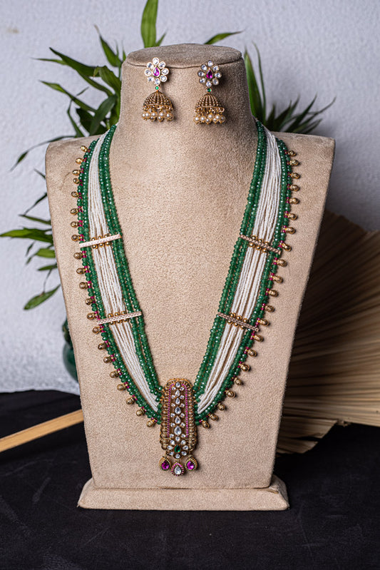 Meherunisa Necklace Set